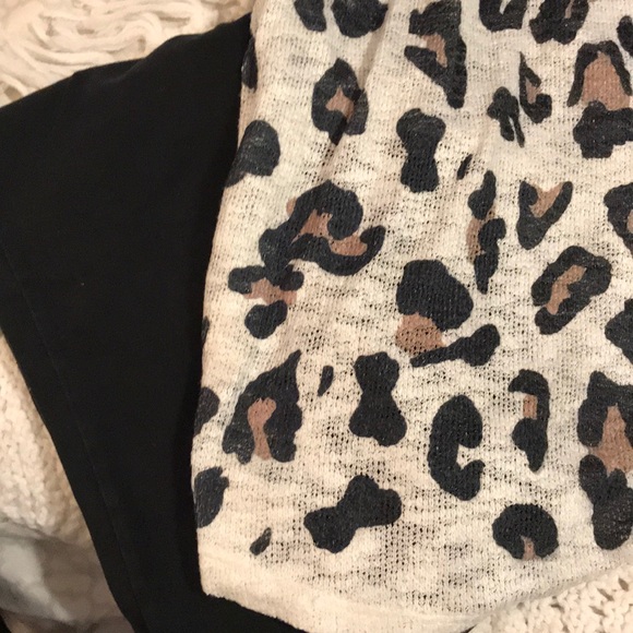 Cheetah print top - Picture 4 of 4